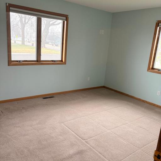 10 George Street E, Maple Lake, MN 55358