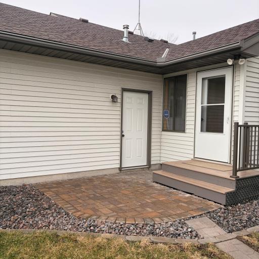 10 George Street E, Maple Lake, MN 55358