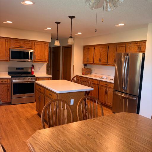 10 George Street E, Maple Lake, MN 55358