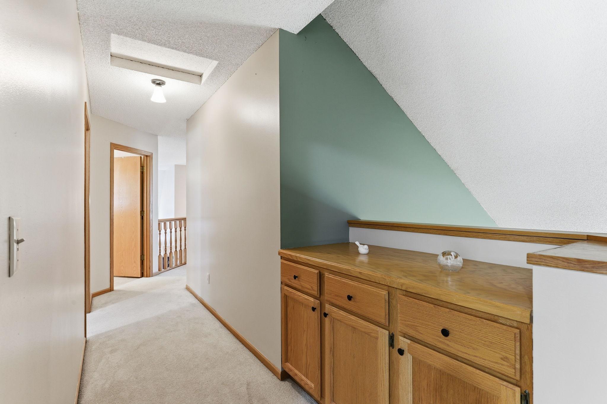 24-web-or-mls-8777-Cottonwood-Ln-24.jpg