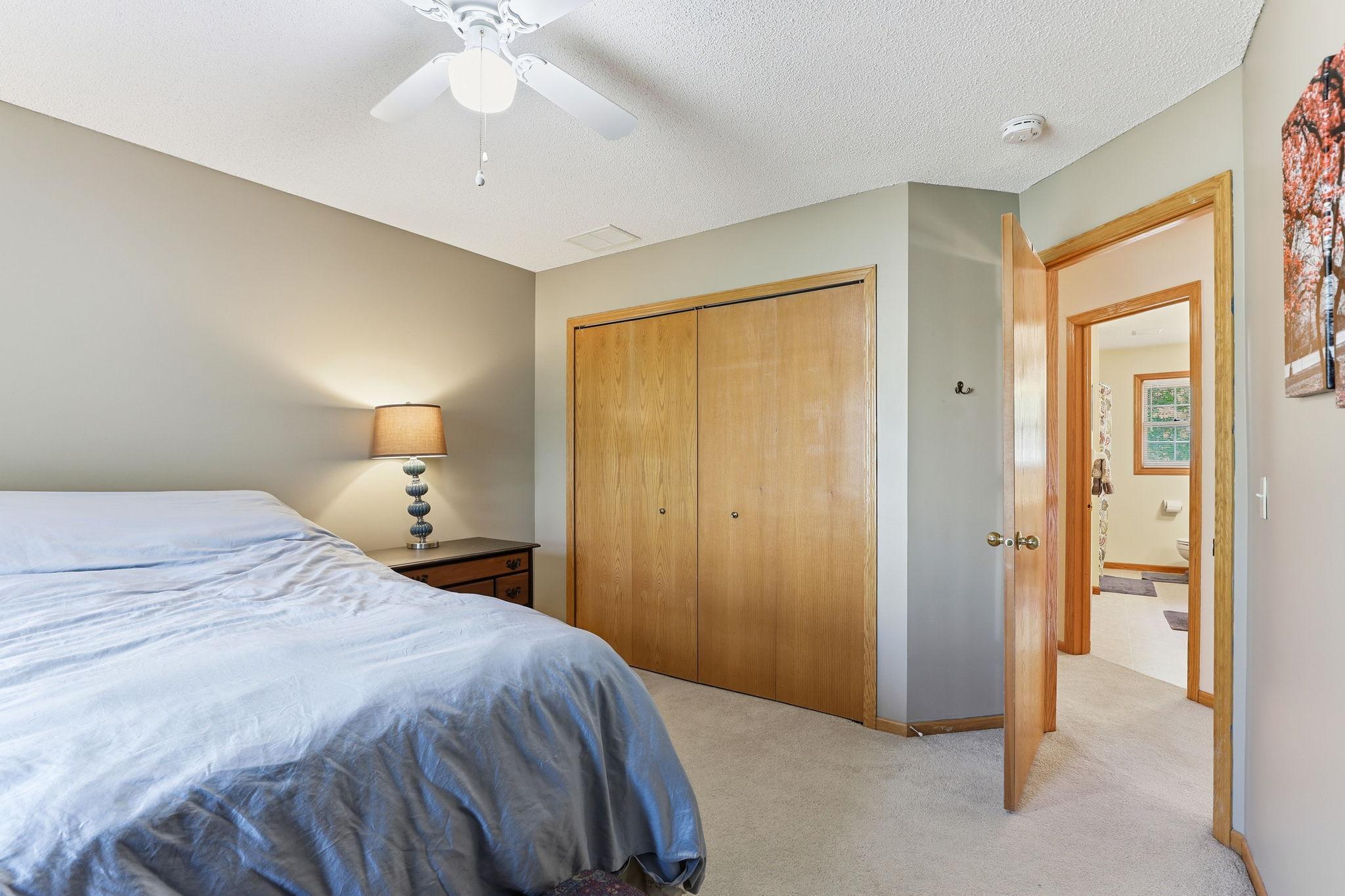 34-web-or-mls-8777-Cottonwood-Ln-34.jpg