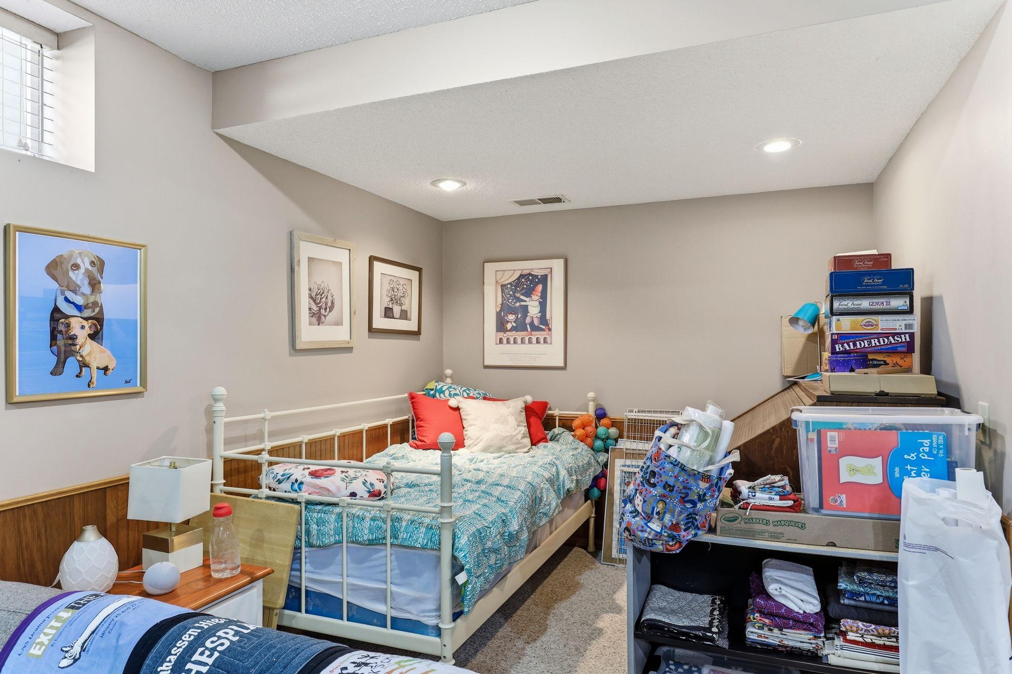 44-web-or-mls-8777-Cottonwood-Ln-44.jpg