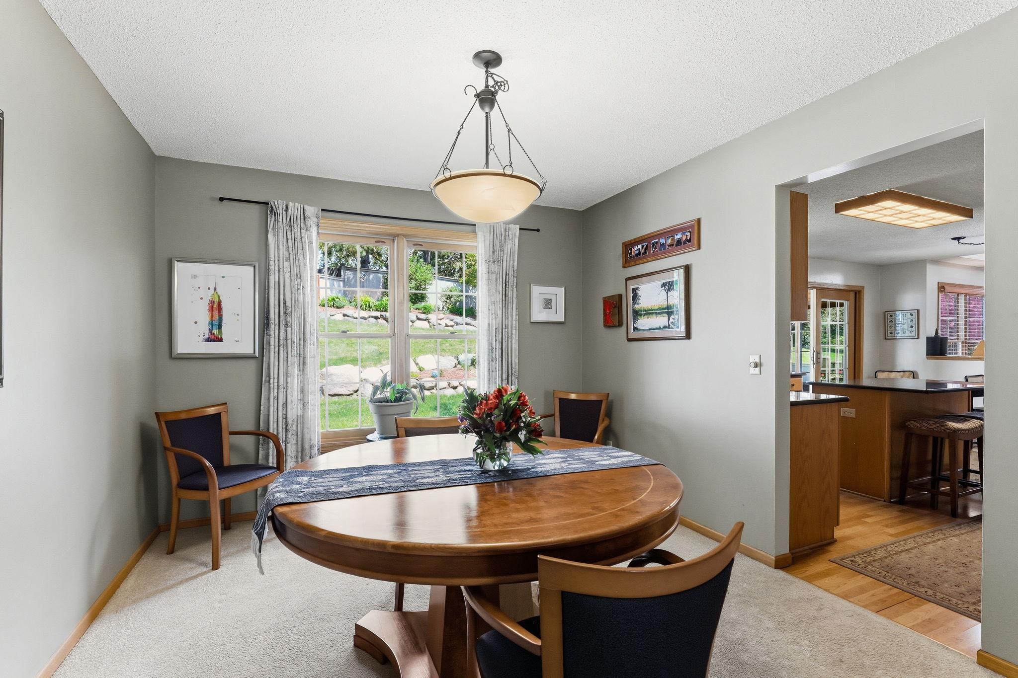 14-web-or-mls-8777-Cottonwood-Ln-14.jpg
