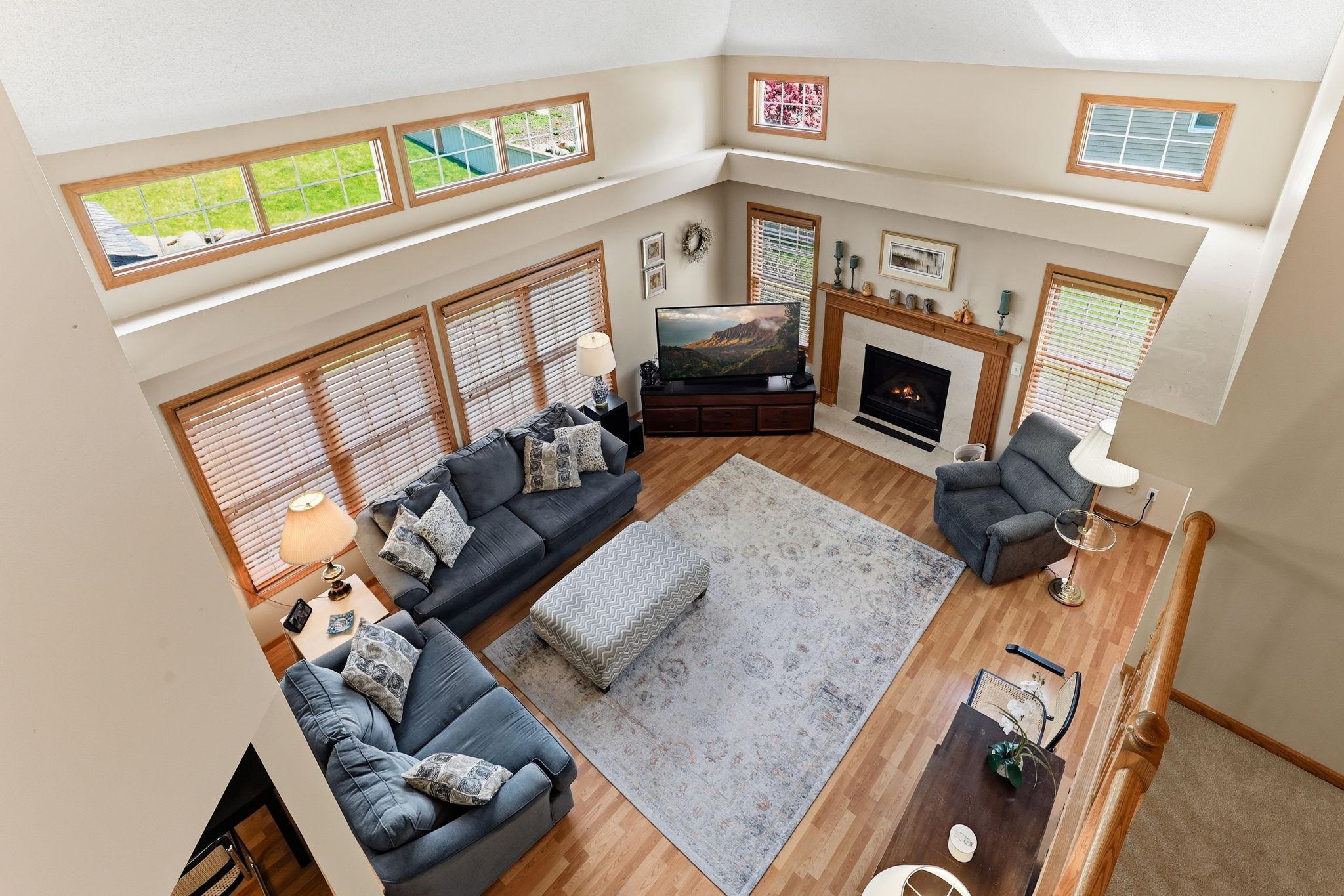 26-web-or-mls-8777-Cottonwood-Ln-26.jpg