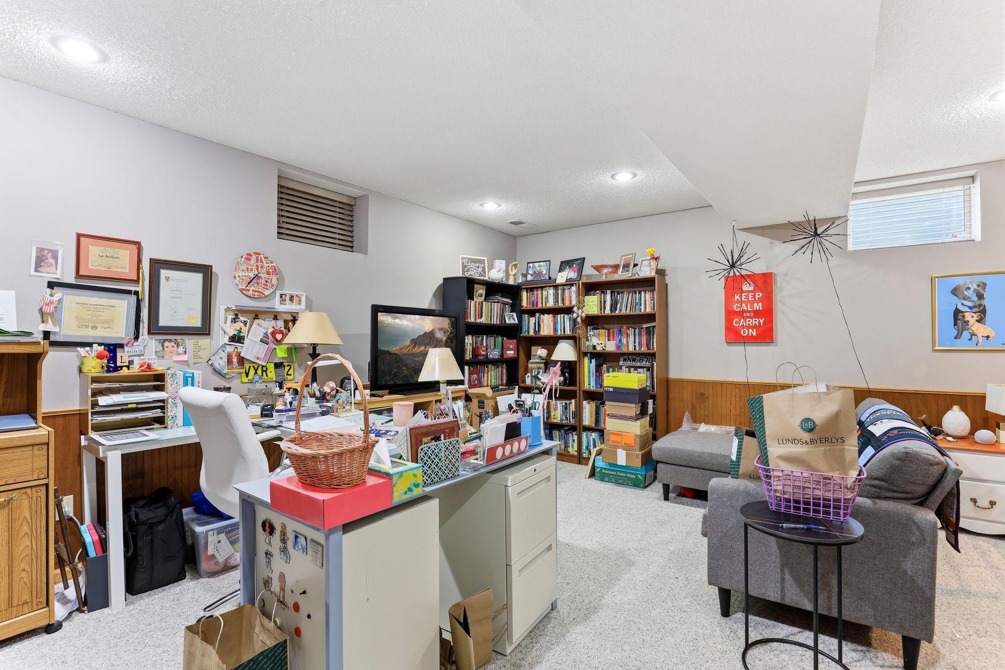 43-web-or-mls-8777-Cottonwood-Ln-43.jpg