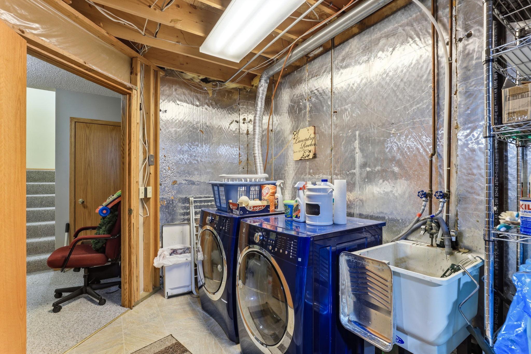 45-web-or-mls-8777-Cottonwood-Ln-45.jpg