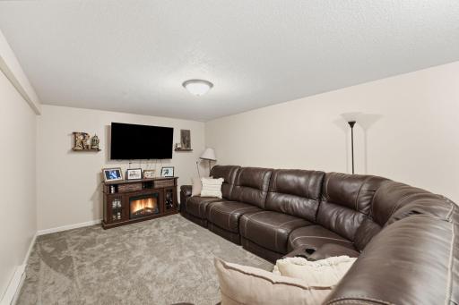 528 Walnut Street S, Sauk Centre, MN 56378