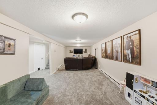 528 Walnut Street S, Sauk Centre, MN 56378