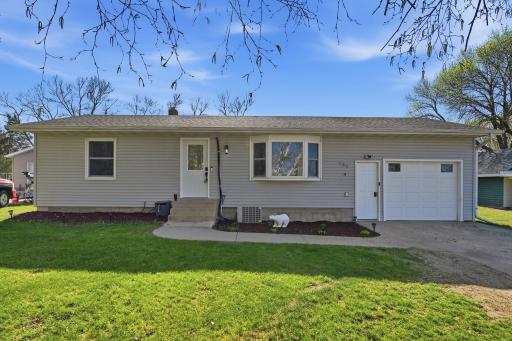 528 Walnut Street S, Sauk Centre, MN 56378