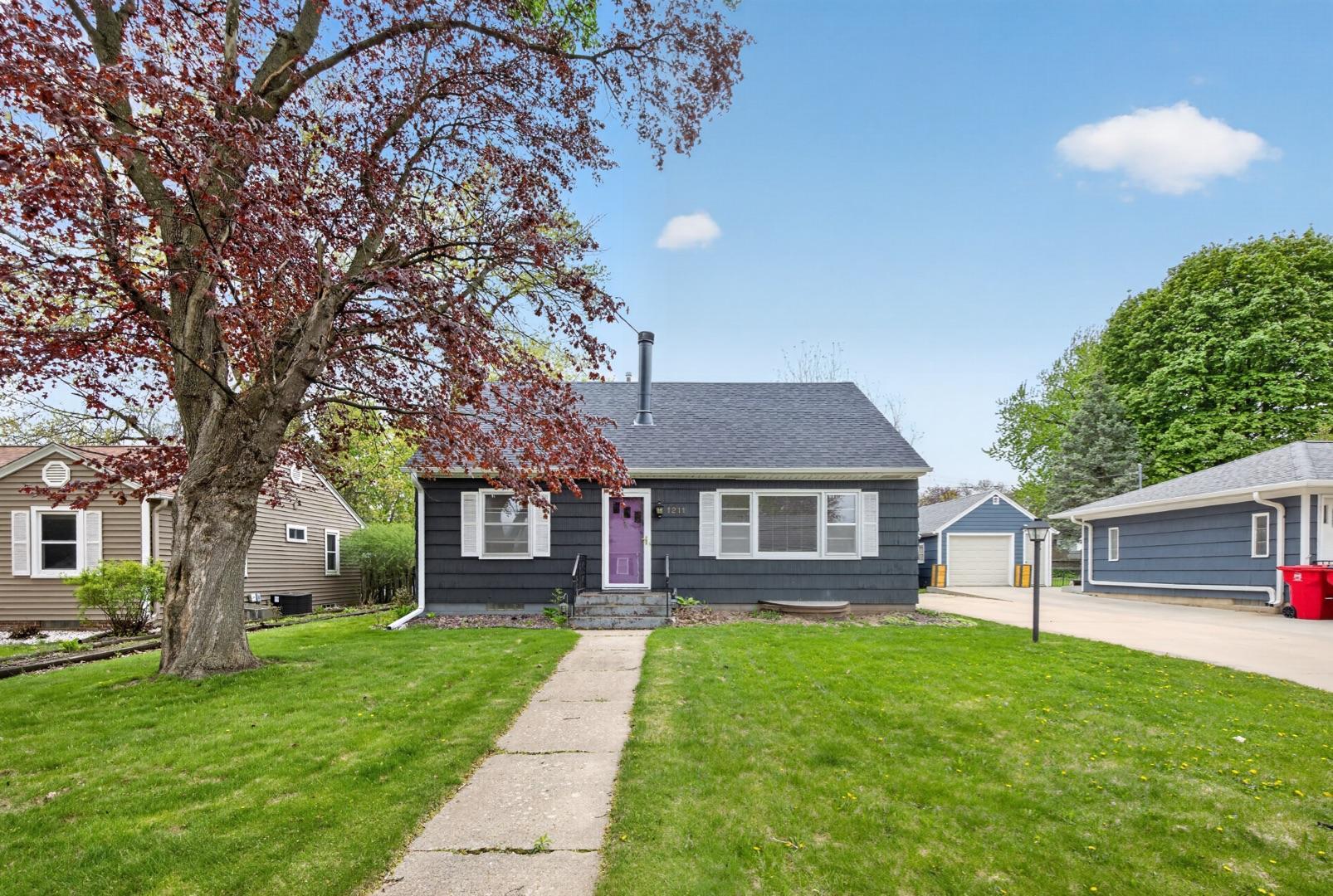 7073012