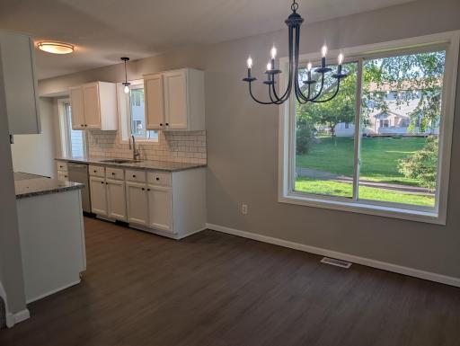 9814 Hamlet Lane S, Cottage Grove, MN 55016