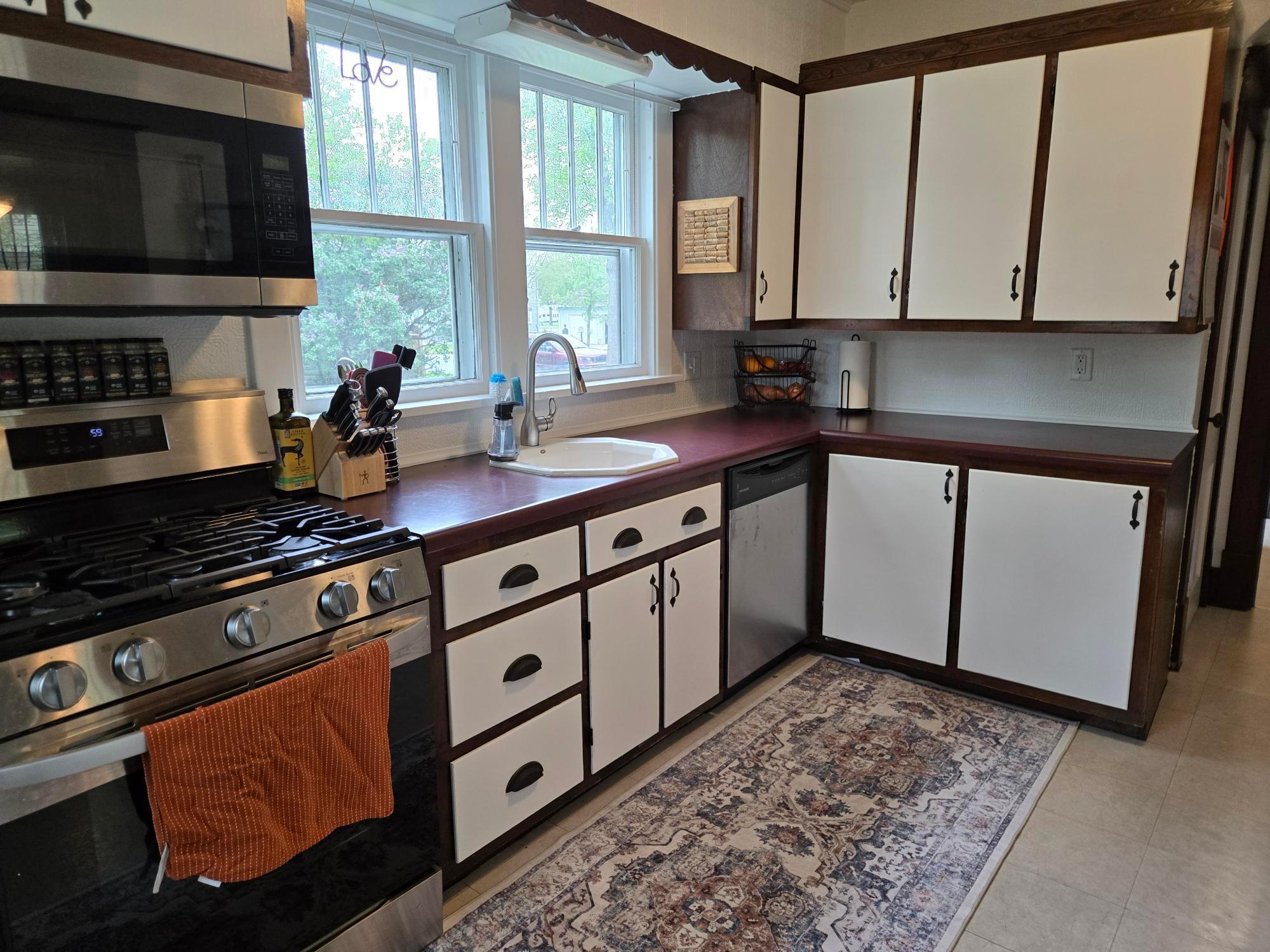 Another view of the kitchen
