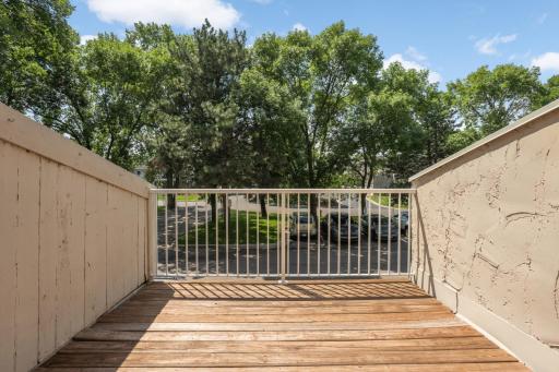 1741 Meadowlark Road, 51741, Eagan, MN 55122