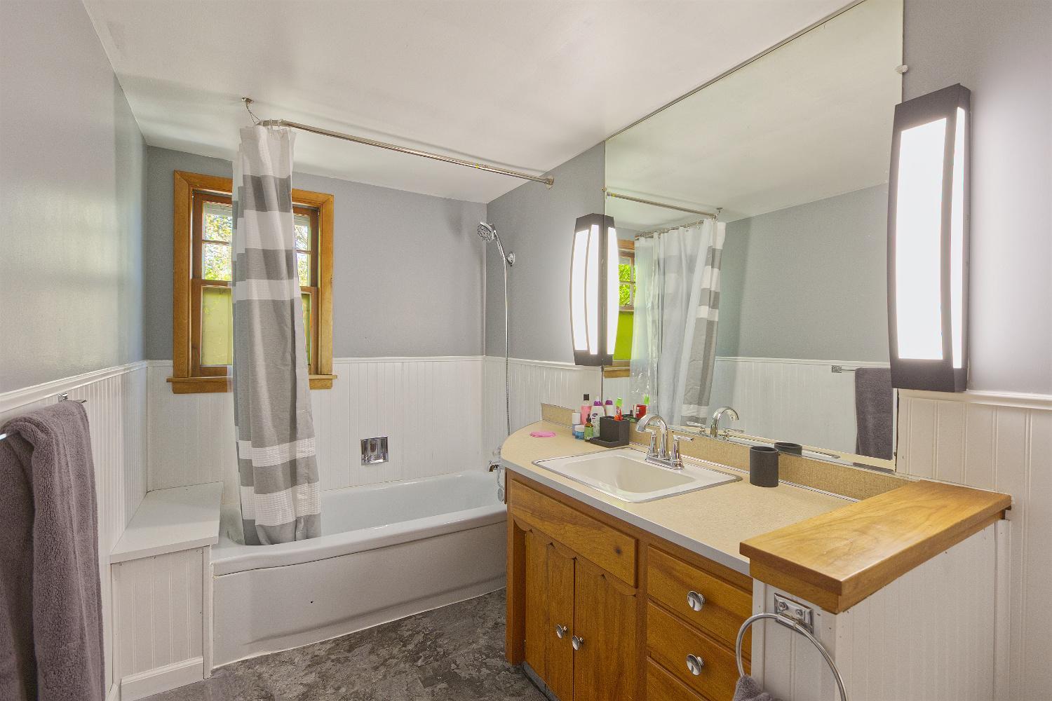 Updated upper level full bath