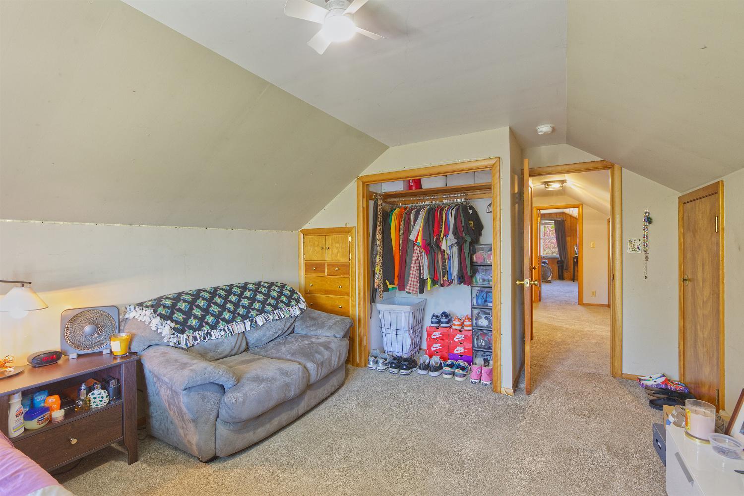 Upper level bedroom 2