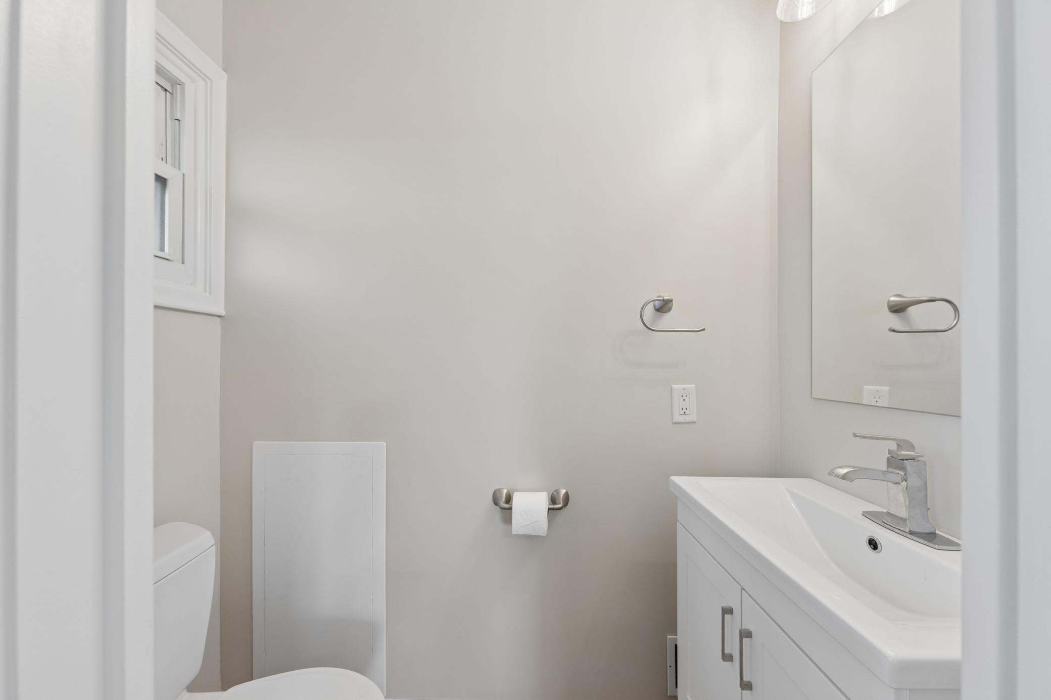 Updated 1/2 bath