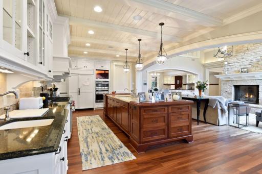 6 Merilane, Edina, MN 55436