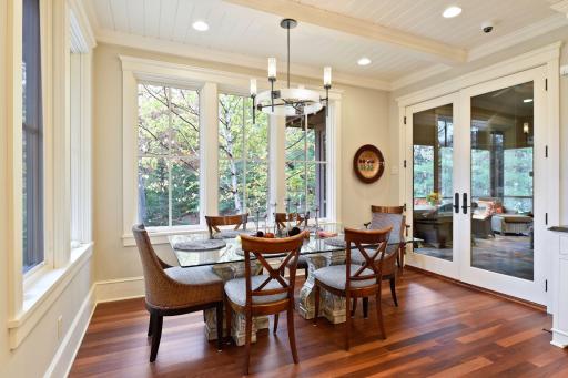6 Merilane, Edina, MN 55436