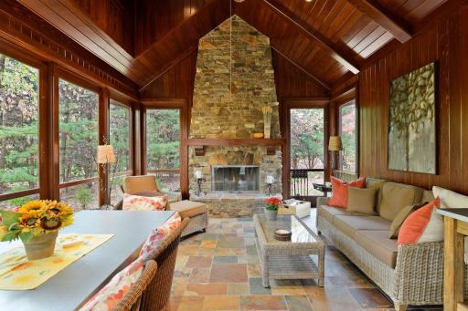 6 Merilane, Edina, MN 55436