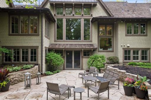 6 Merilane, Edina, MN 55436