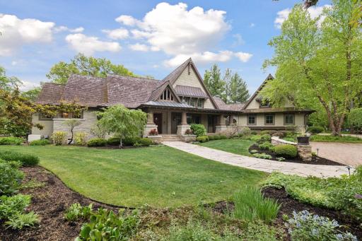 6 Merilane, Edina, MN 55436