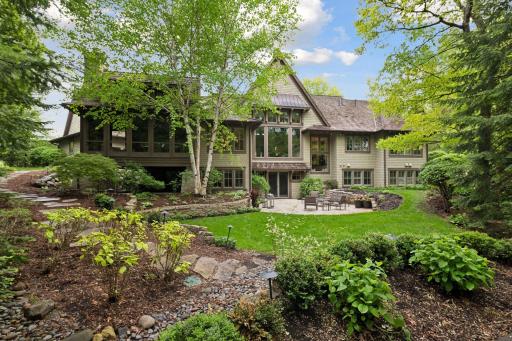 6 Merilane, Edina, MN 55436