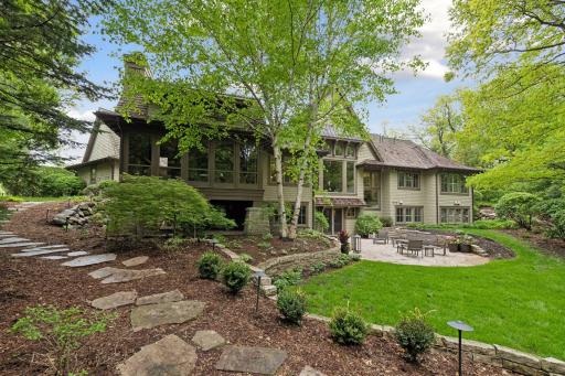 6 Merilane, Edina, MN 55436