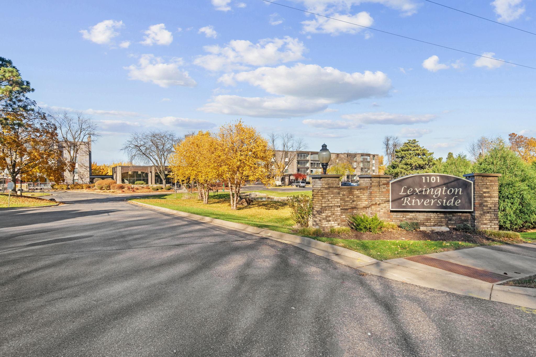 1-web-or-mls-1101 Sibley Memorial-1.jpg