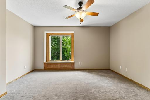 6820 Lorena Lane, Eden Prairie, MN 55346