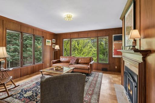 1940 Edgcumbe Road, Saint Paul, MN 55116