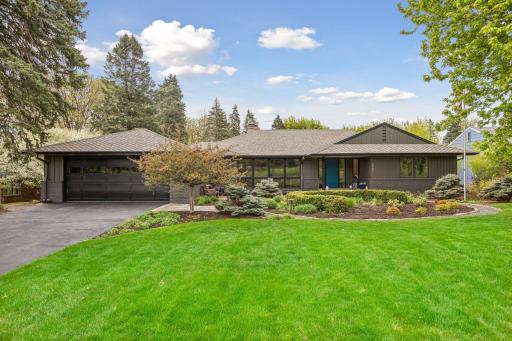 1940 Edgcumbe Road, Saint Paul, MN 55116