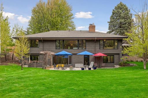 1940 Edgcumbe Road, Saint Paul, MN 55116