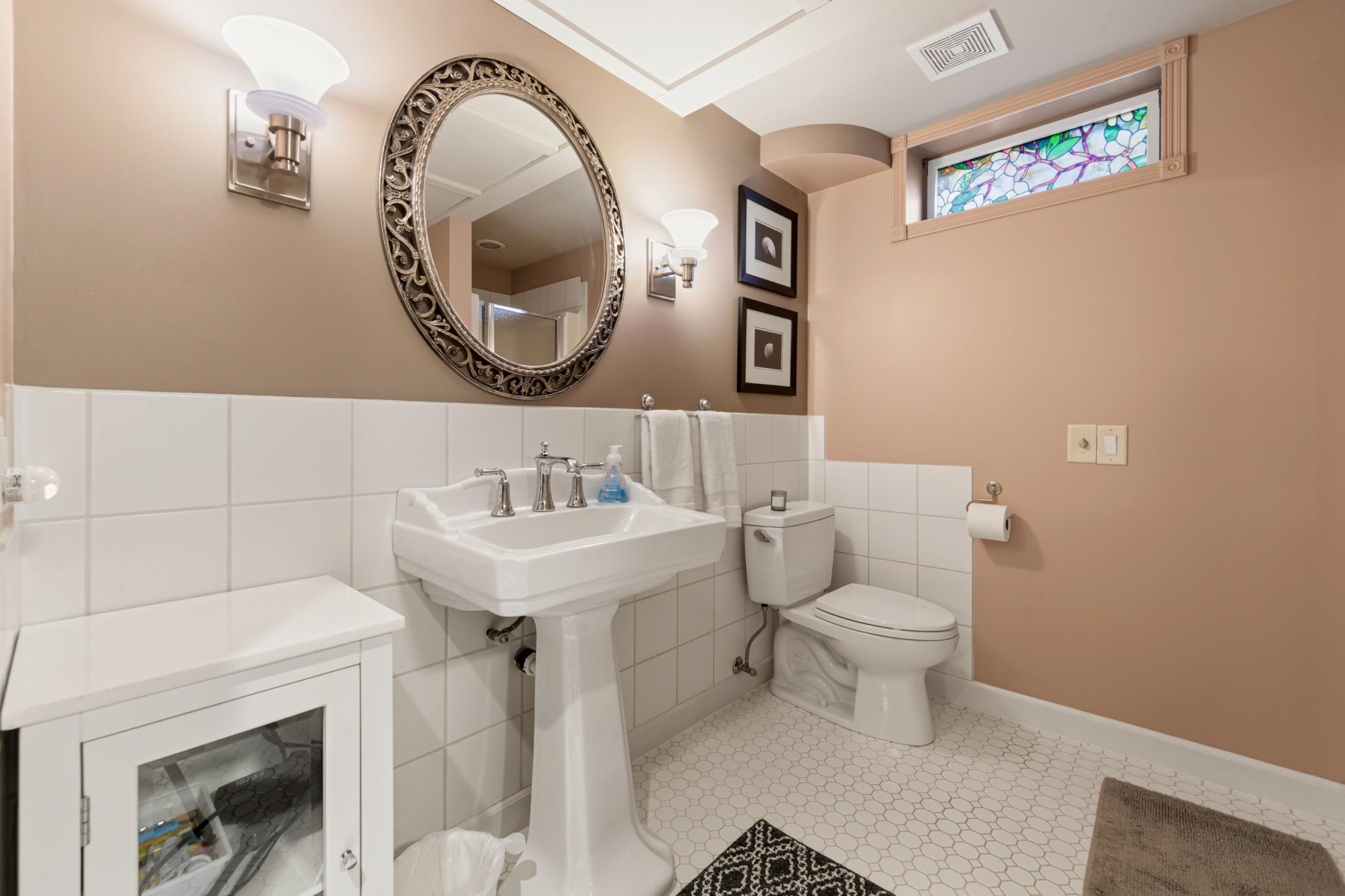 LL 3/4 bathroom