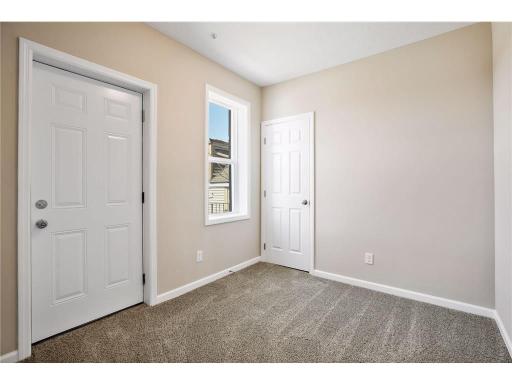 2050 W Broadway Avenue, Minneapolis, MN 55411