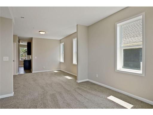 2050 W Broadway Avenue, Minneapolis, MN 55411