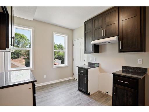 2050 W Broadway Avenue, Minneapolis, MN 55411