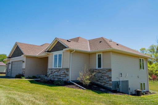 3615 33rd Street SE, Buffalo, MN 55313