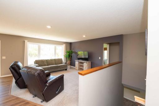 3615 33rd Street SE, Buffalo, MN 55313