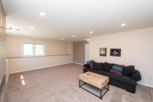 3615 33rd Street SE, Buffalo, MN 55313