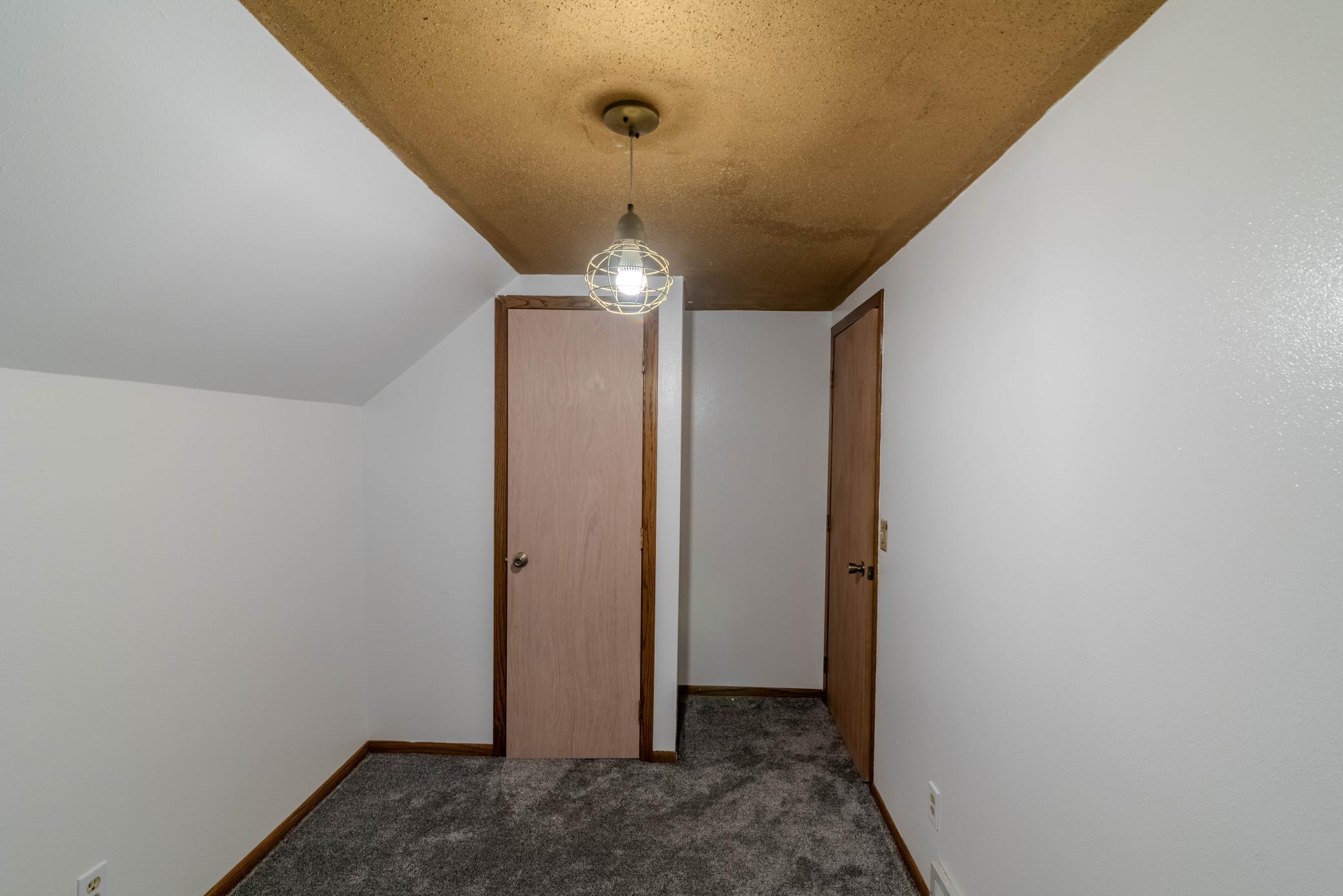 Upstairs Bedroom 3 (View 1)