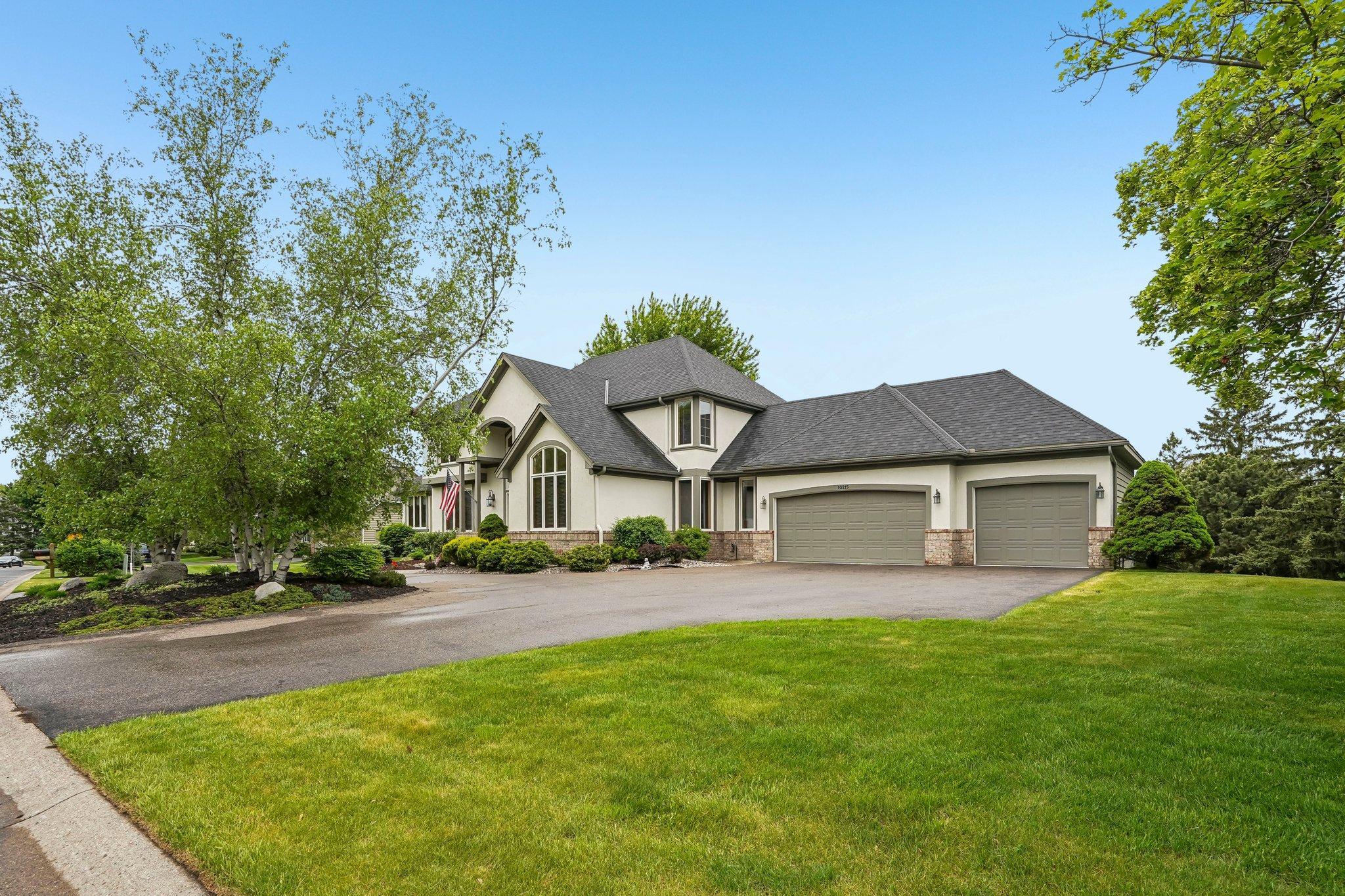 1-web-or-mls-Bluff Rd-S2305-001.jpg
