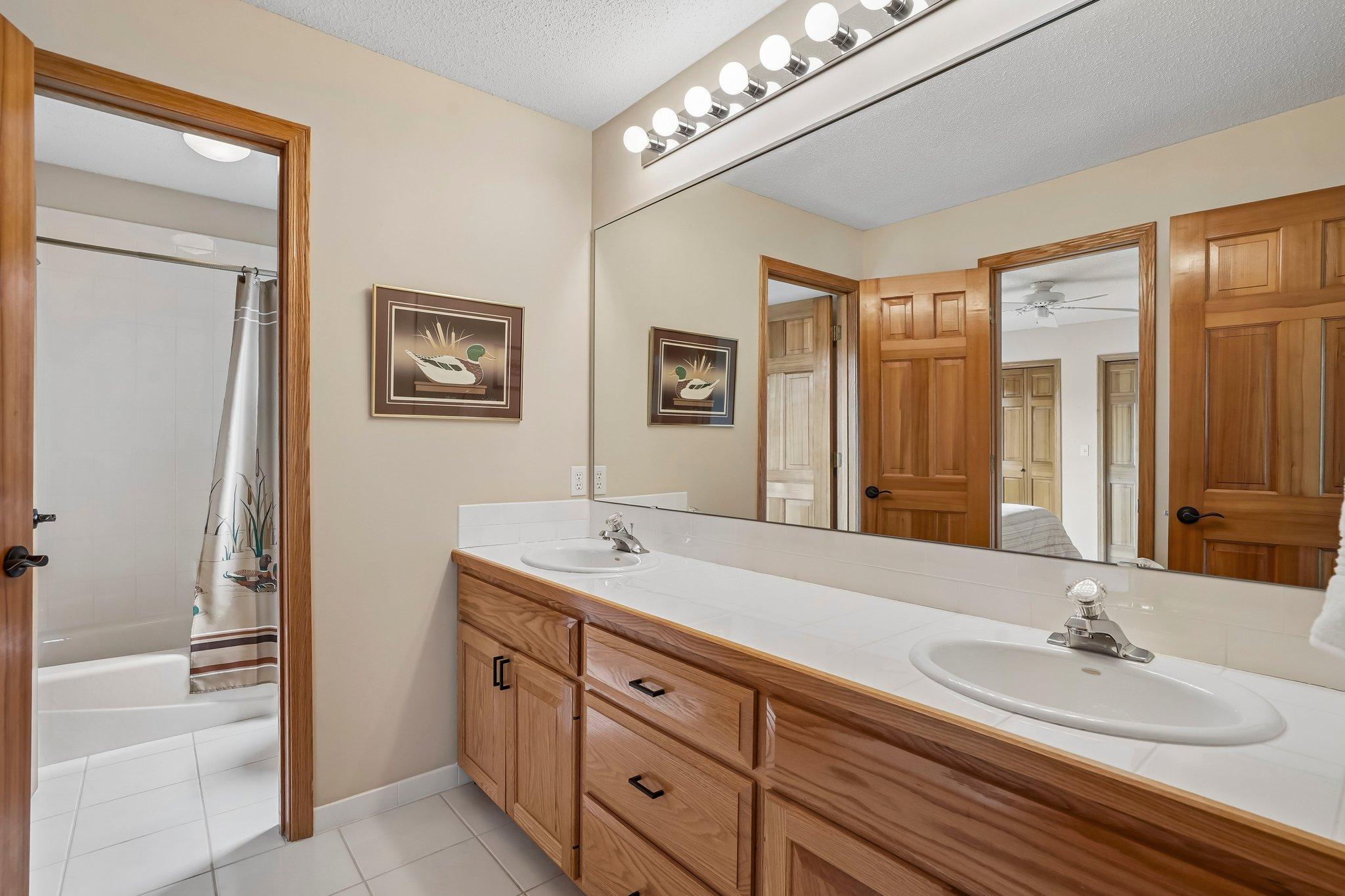 71-web-or-mls-Bluff Rd-S2305-071.jpg