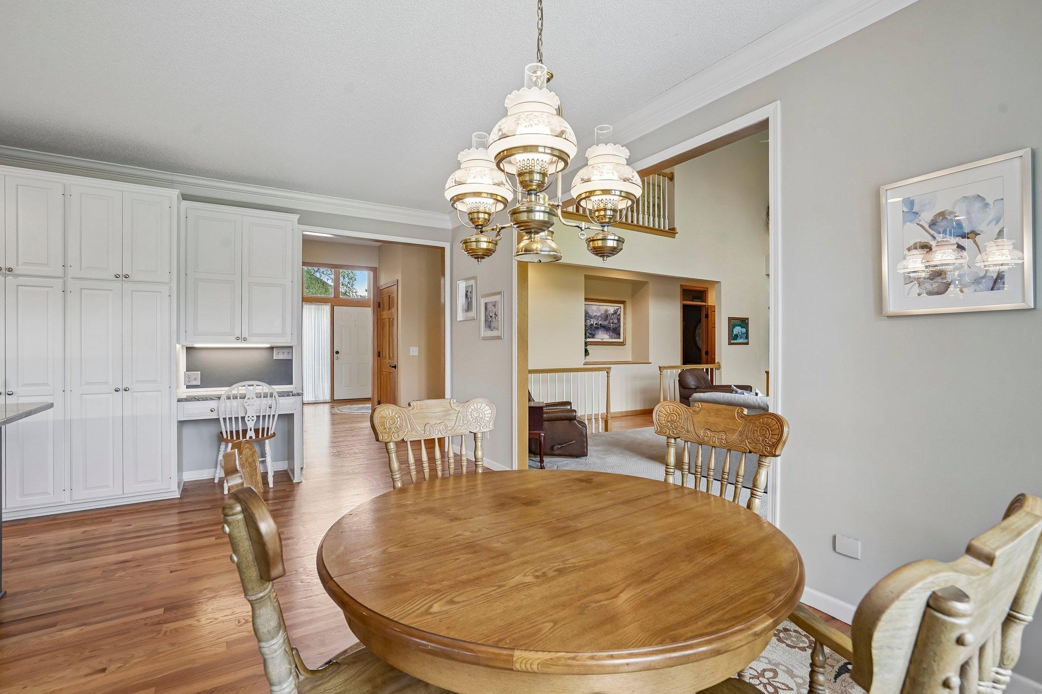 19-web-or-mls-Bluff Rd-S2305-019.jpg