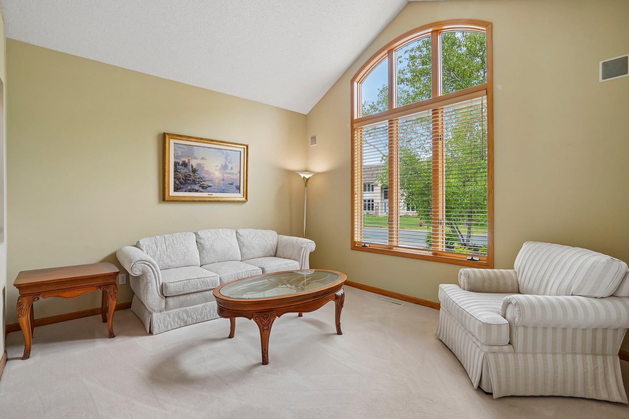 28-web-or-mls-Bluff Rd-S2305-028.jpg