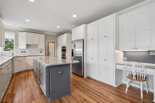 10215 Bluff Road, Eden Prairie, MN 55347