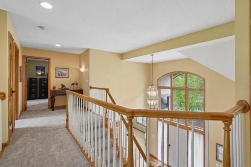 10215 Bluff Road, Eden Prairie, MN 55347