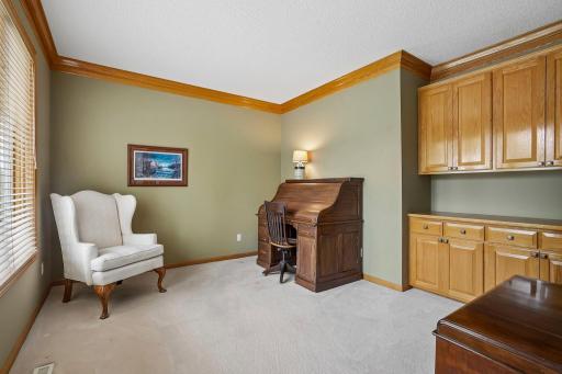 10215 Bluff Road, Eden Prairie, MN 55347