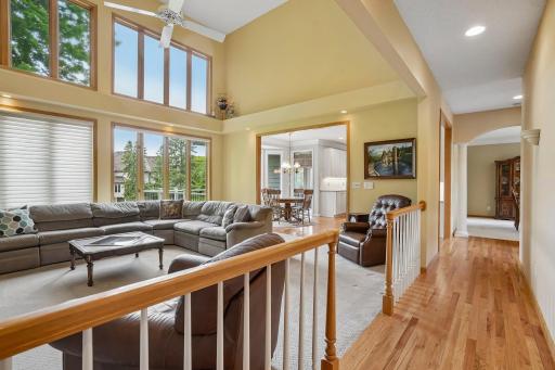 10215 Bluff Road, Eden Prairie, MN 55347
