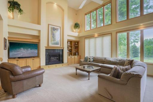 10215 Bluff Road, Eden Prairie, MN 55347