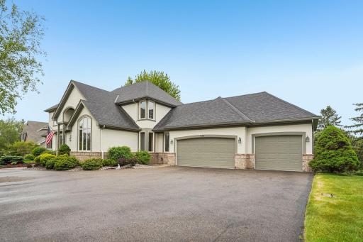 10215 Bluff Road, Eden Prairie, MN 55347